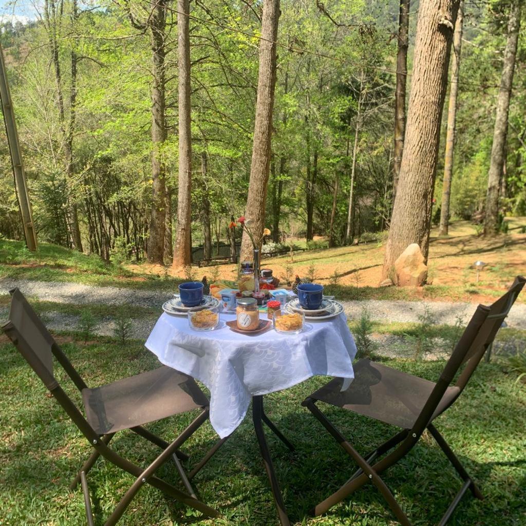 De Luxo Pertinho De Monte Сasa de vacaciones